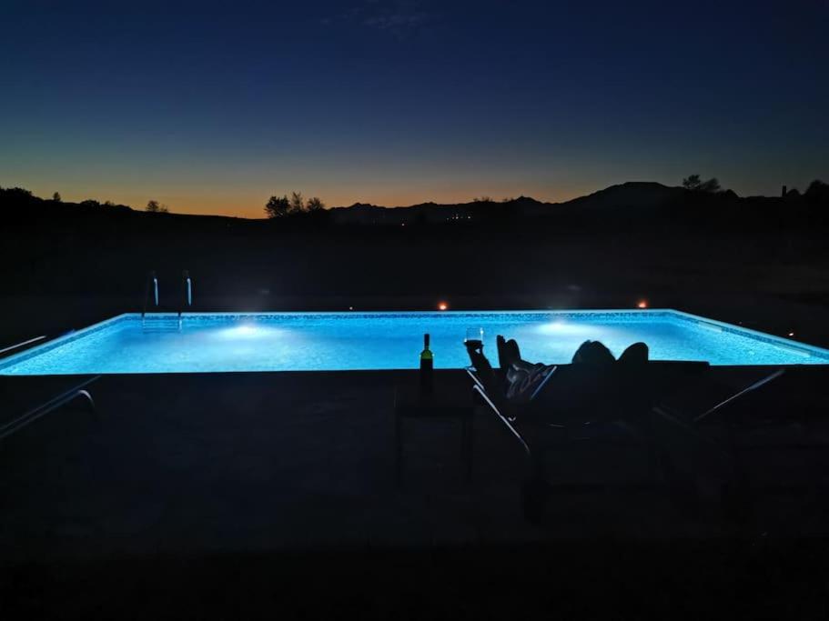 Holiday House Aurora Borealis Ervenik Luaran gambar